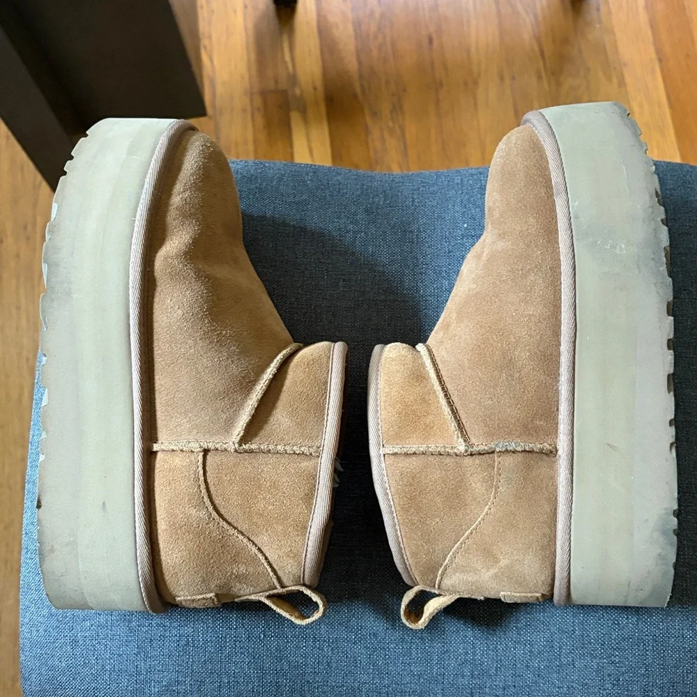 UGG Classic Ultra Mini Platform Boots Tan - Picture 9 of 9